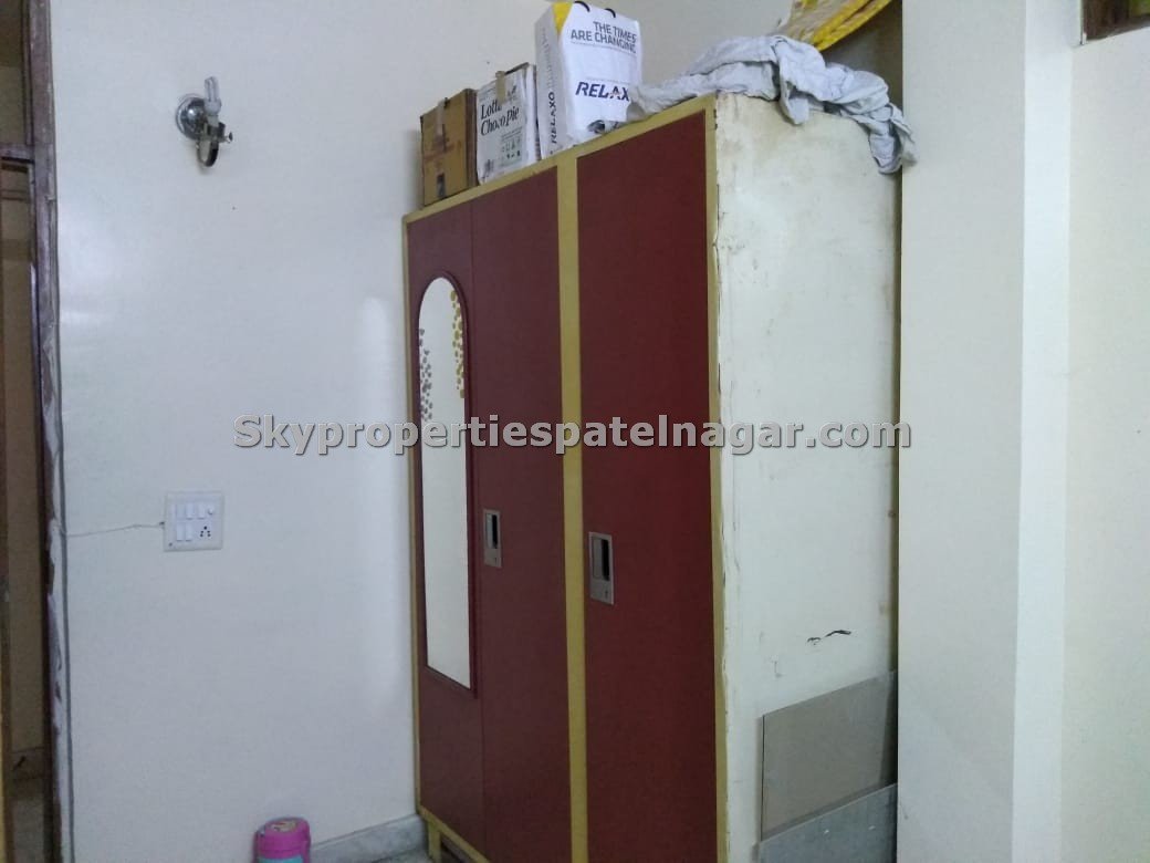 2 Bhk Near East Patel Nagar