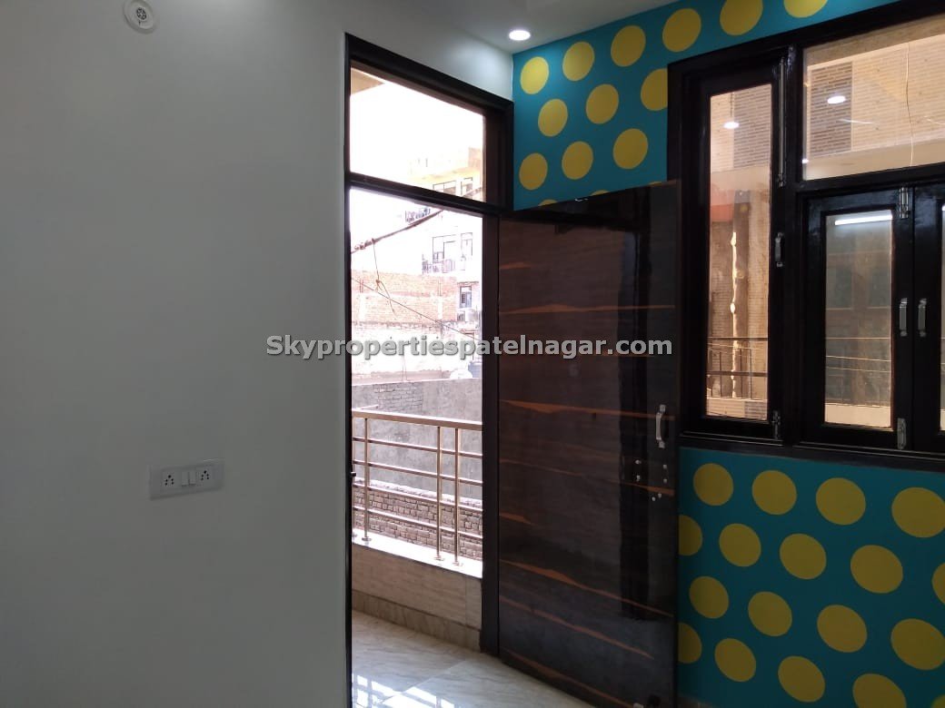 2 Bhk Near JV's IAS Delhi