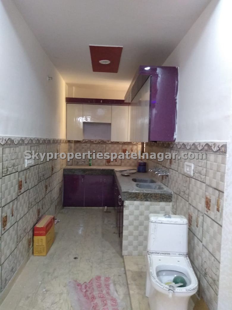 Pg Near Patel Nagar West Delhi