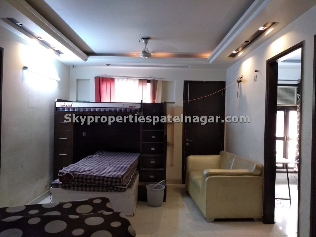 2 Bhk Near Patel Nagar East Delhi