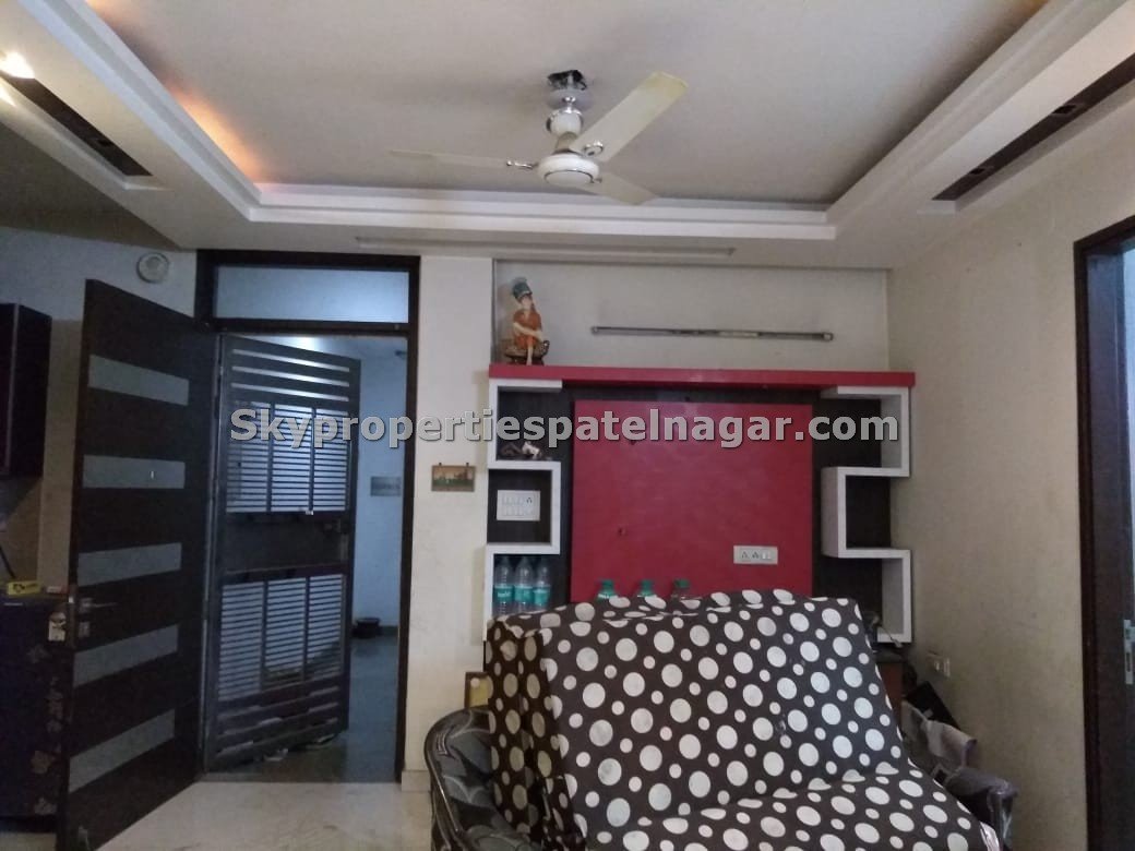 2 Bhk Near Patel Nagar East Delhi