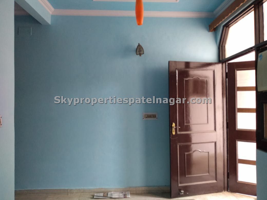 Pg In Patel Nagar West Delhi