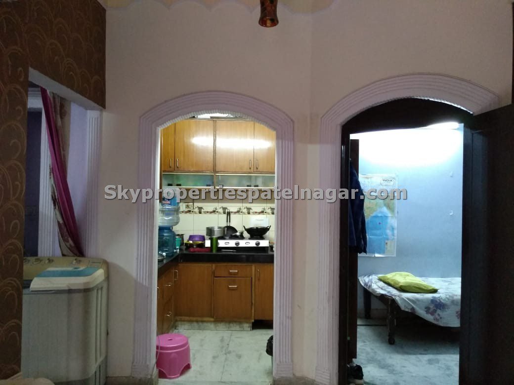 Pg In Patel Nagar West Delhi