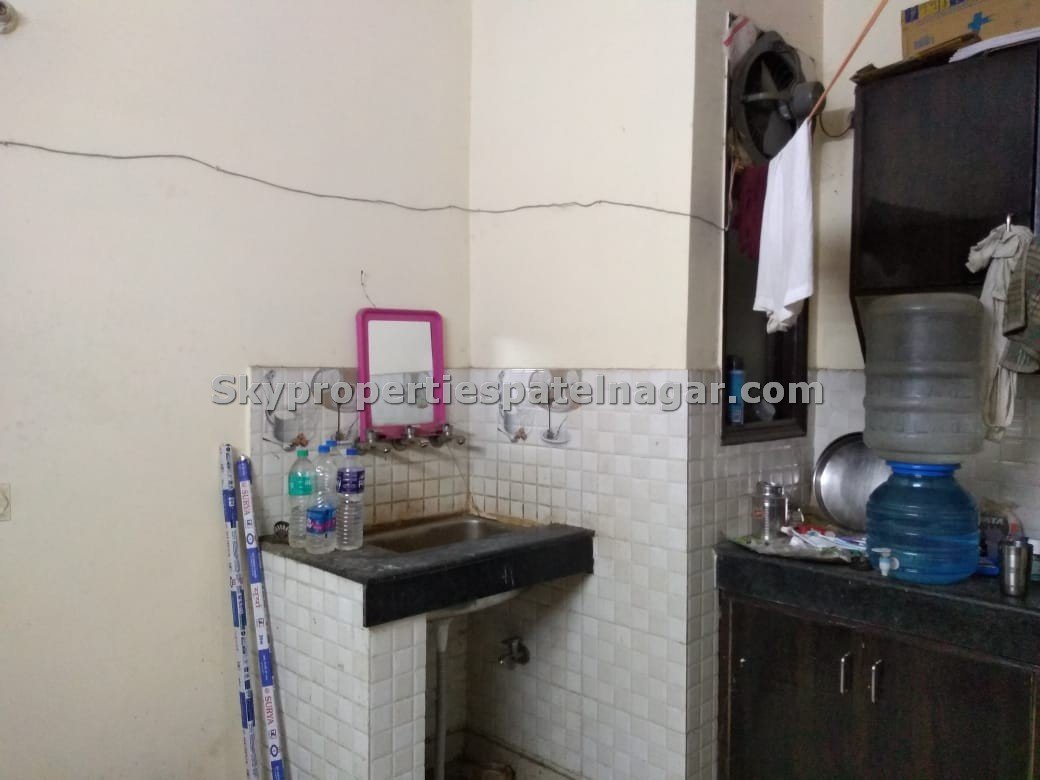 Pg Near SRIRAMs IAS Delhi