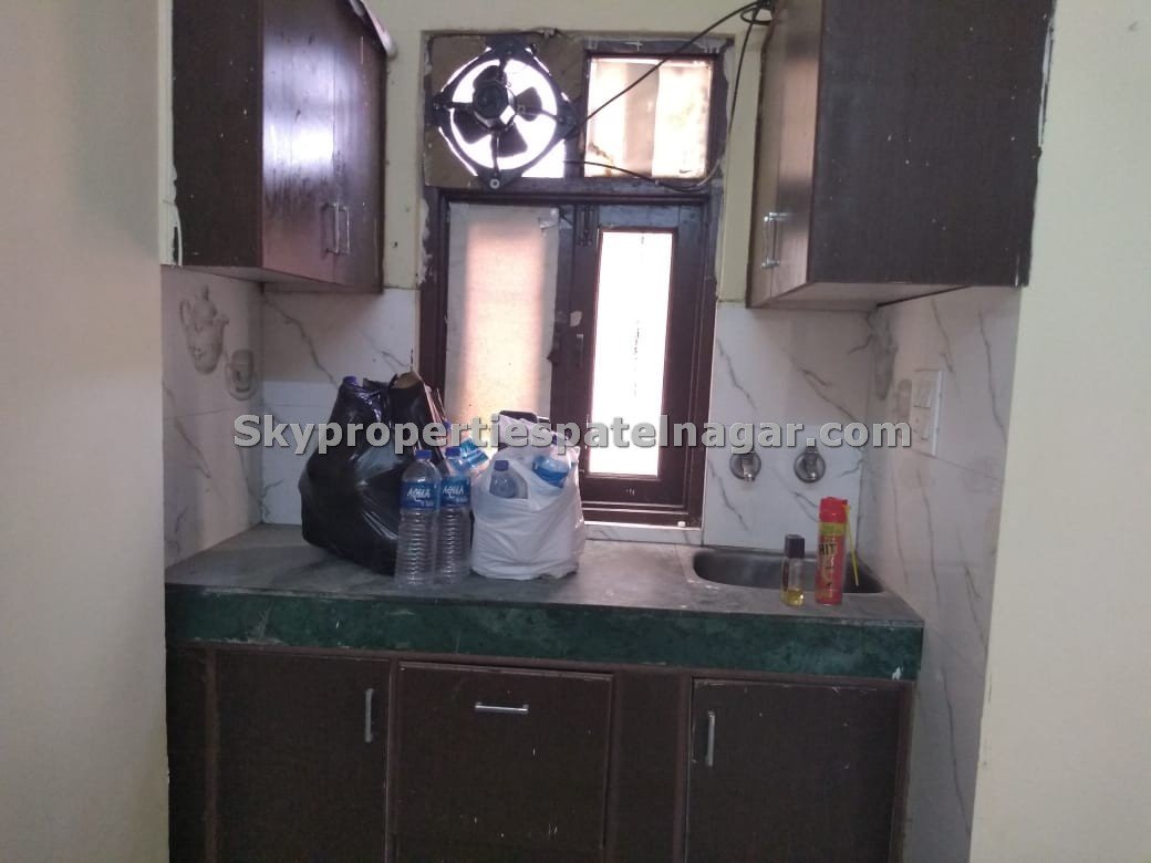 2 BHK Flats & Apartments for Rent in Karol Bagh Delhi