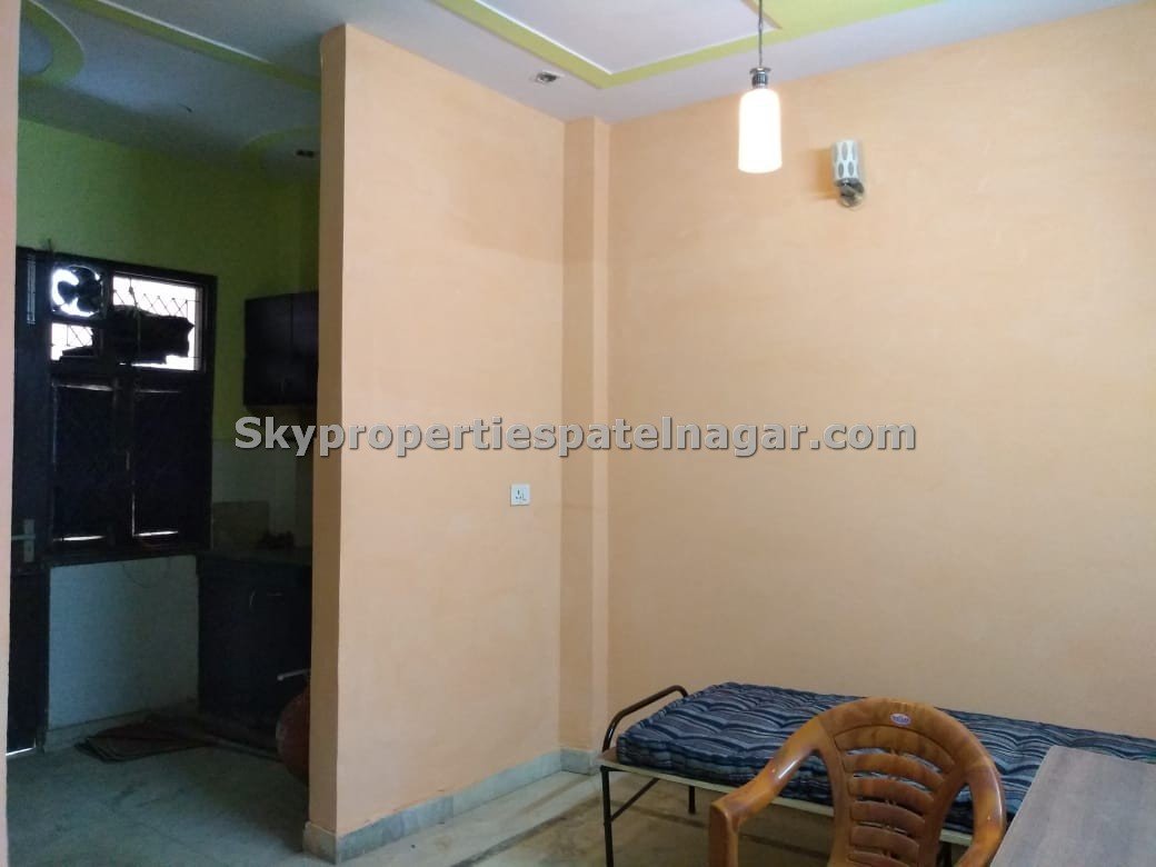 2 BHK Flats & Apartments for Rent in Karol Bagh Delhi