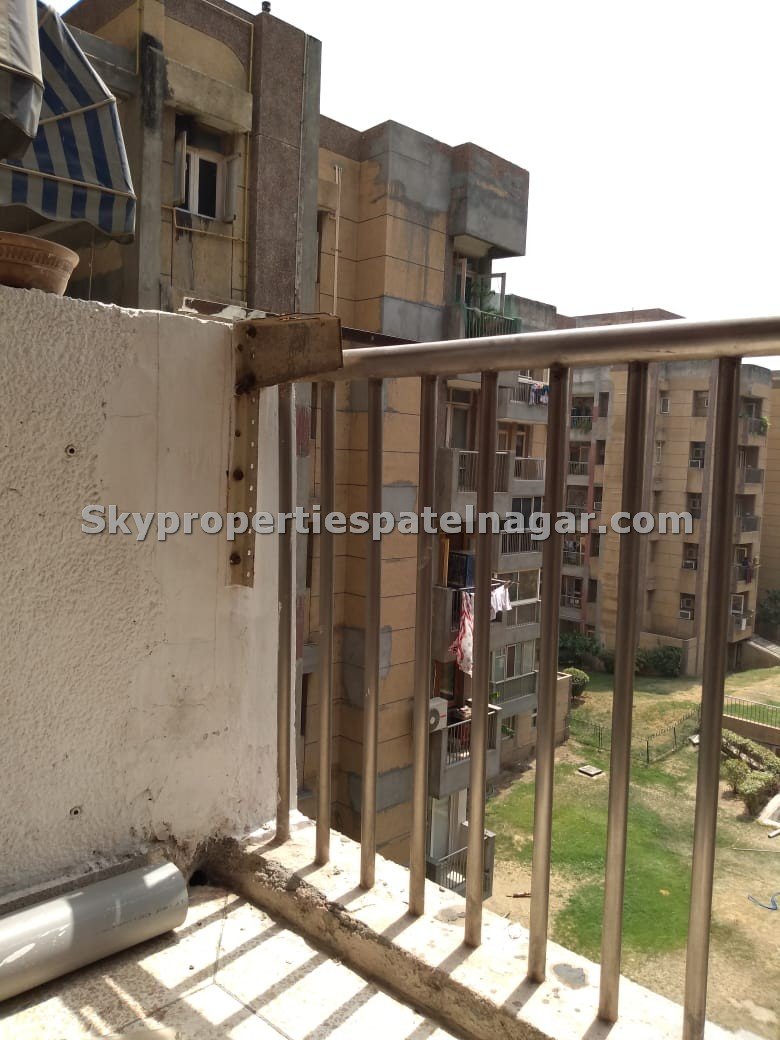 2 BHK Flats & Apartments for Rent in Karol Bagh Delhi