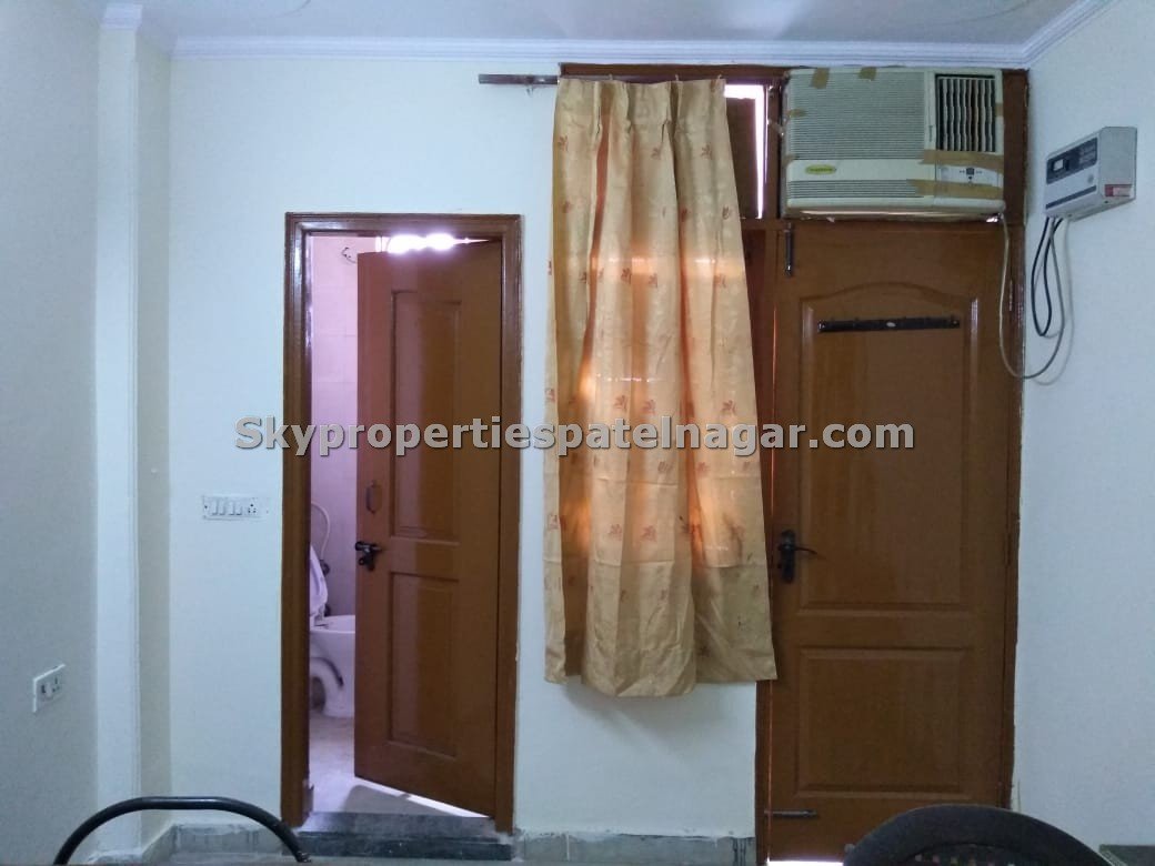 1 Rk Near Patel Nagar East Delhi