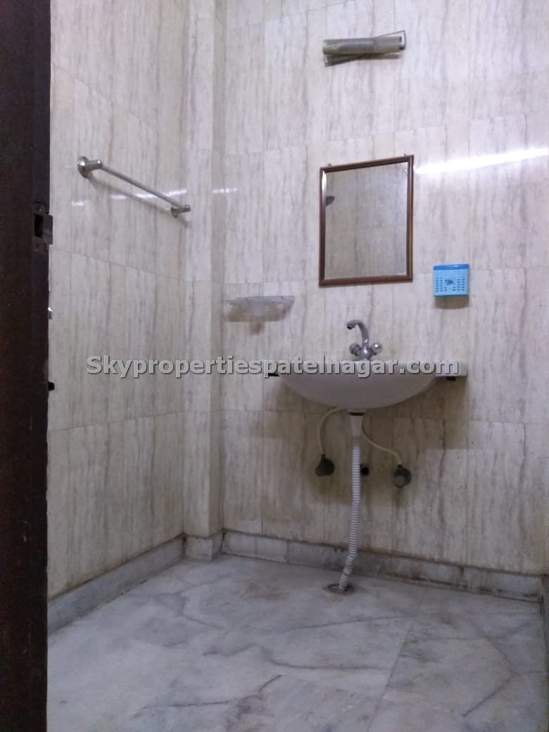 Single Room Near Ensure IAS Delhi