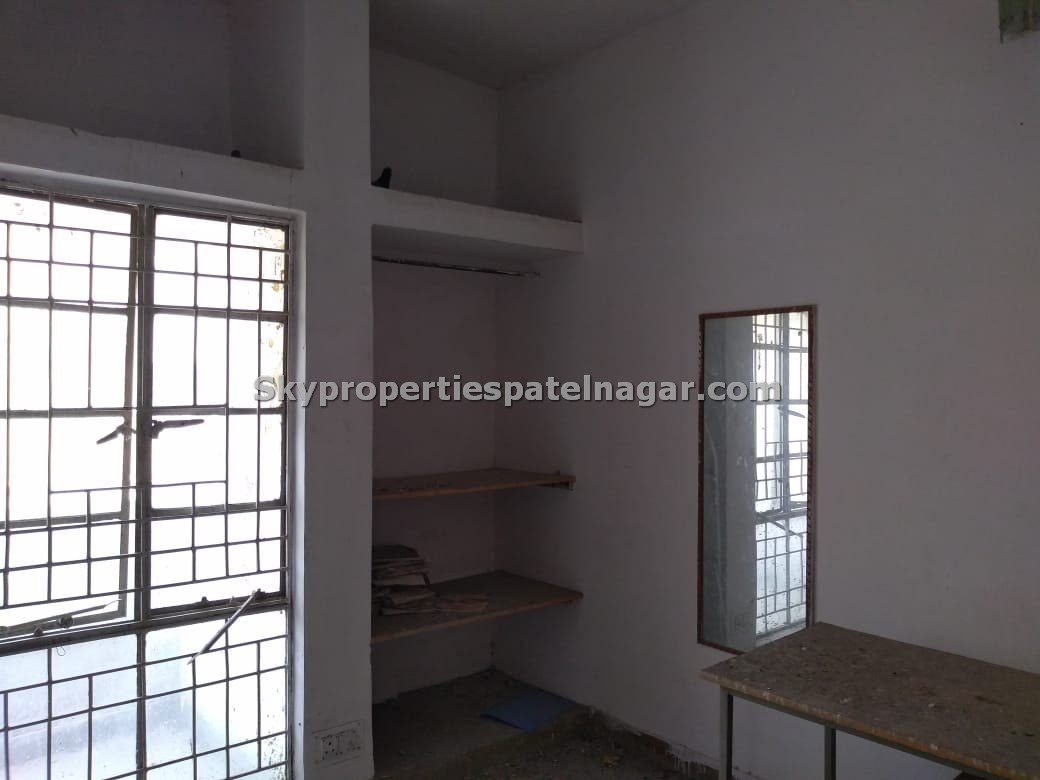 Single Room Near Ensure IAS Delhi