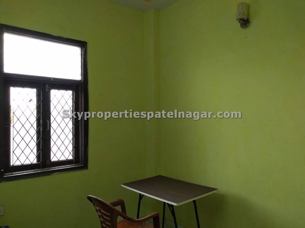 Single Room Near SHRI RAM IAS Delhi