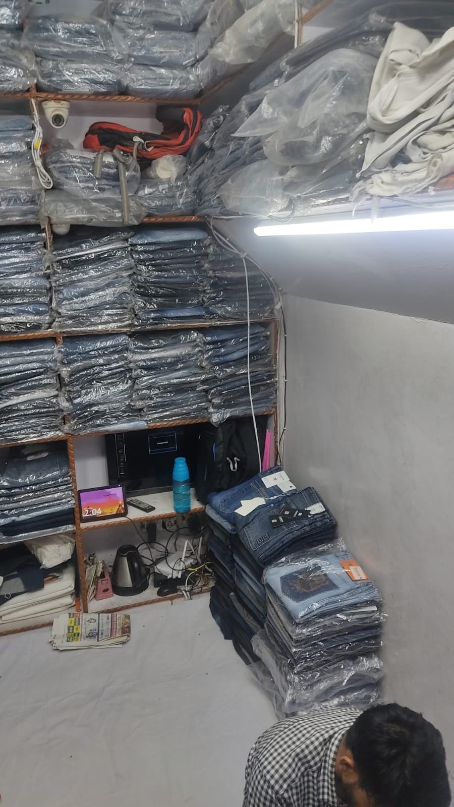 Shop For Sale In Tank Road New Delhi