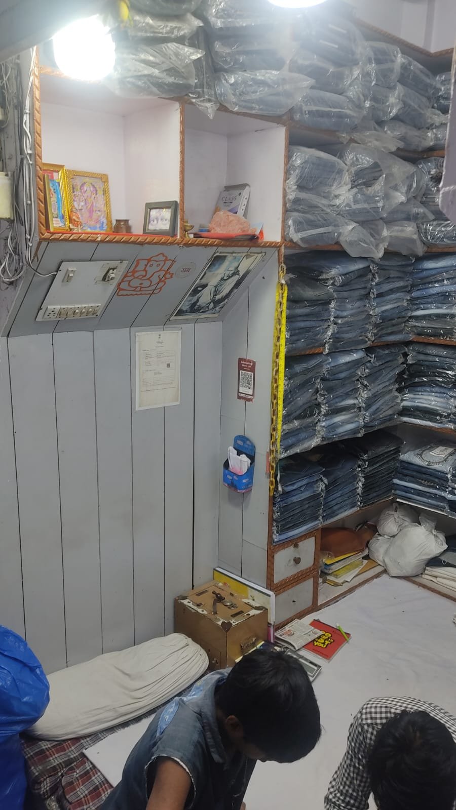 Shop For Sale In Tank Road New Delhi