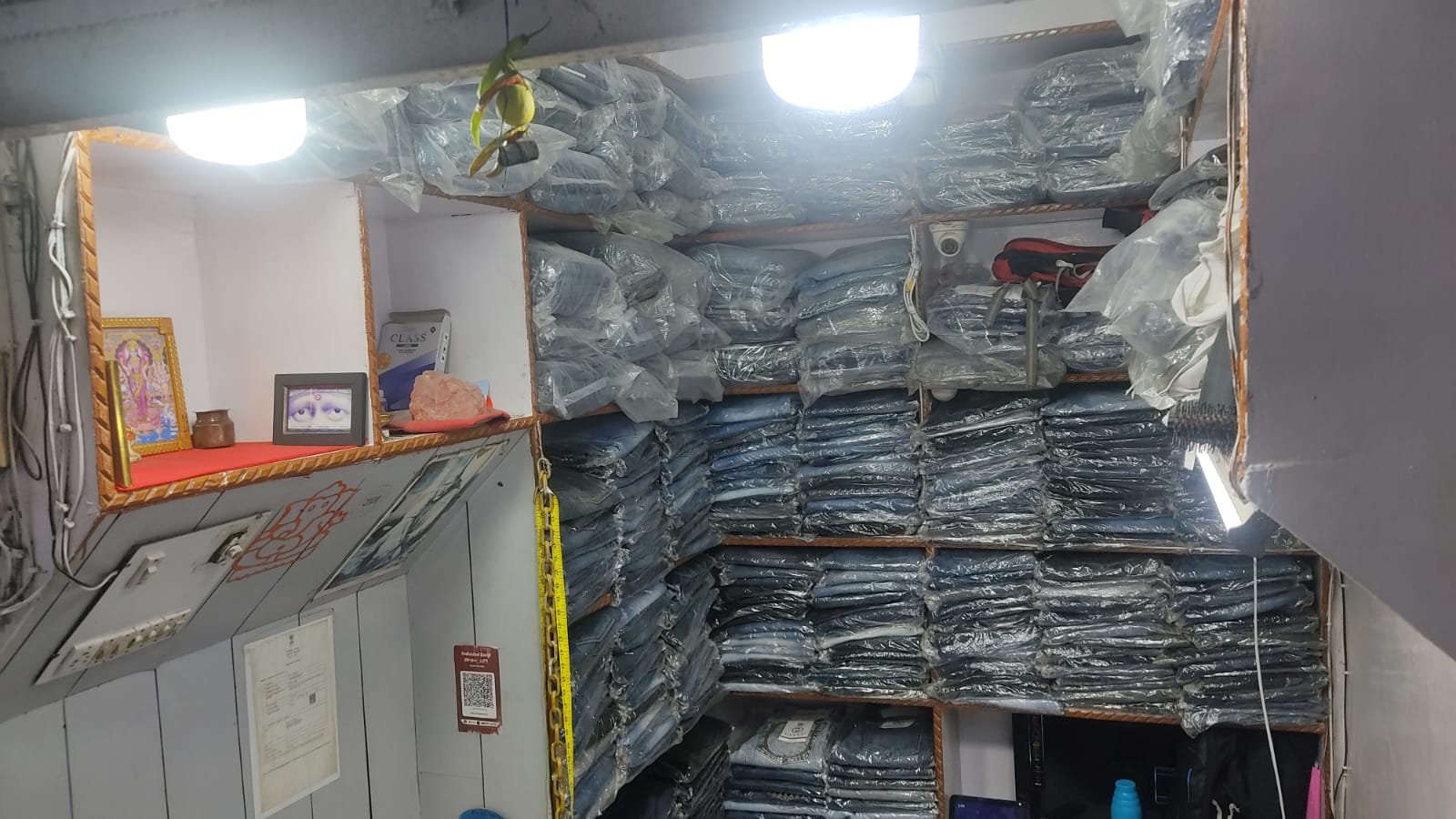 Shop For Sale In Tank Road New Delhi