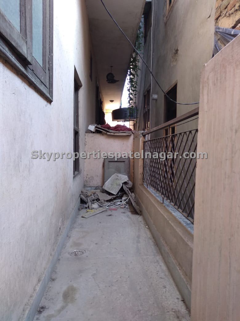 Rooms In Shadipur Delhi