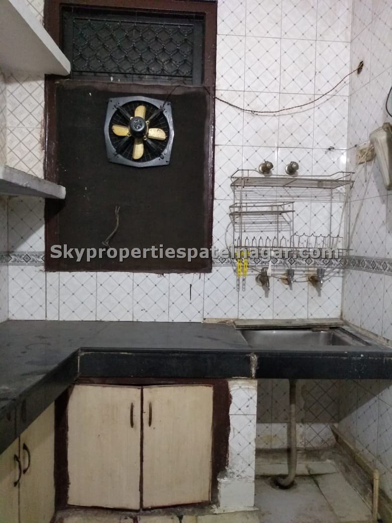 Single Room In Sant Nagar Delhi