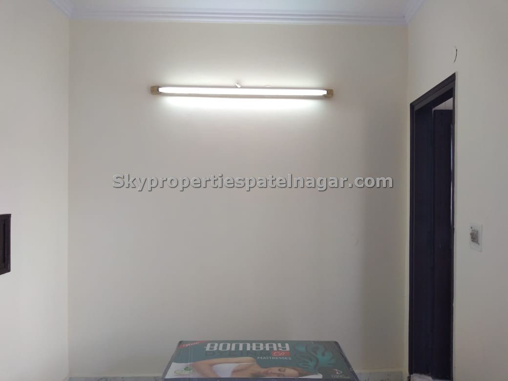 Single Room Near Himanshu Art Institute Delhi