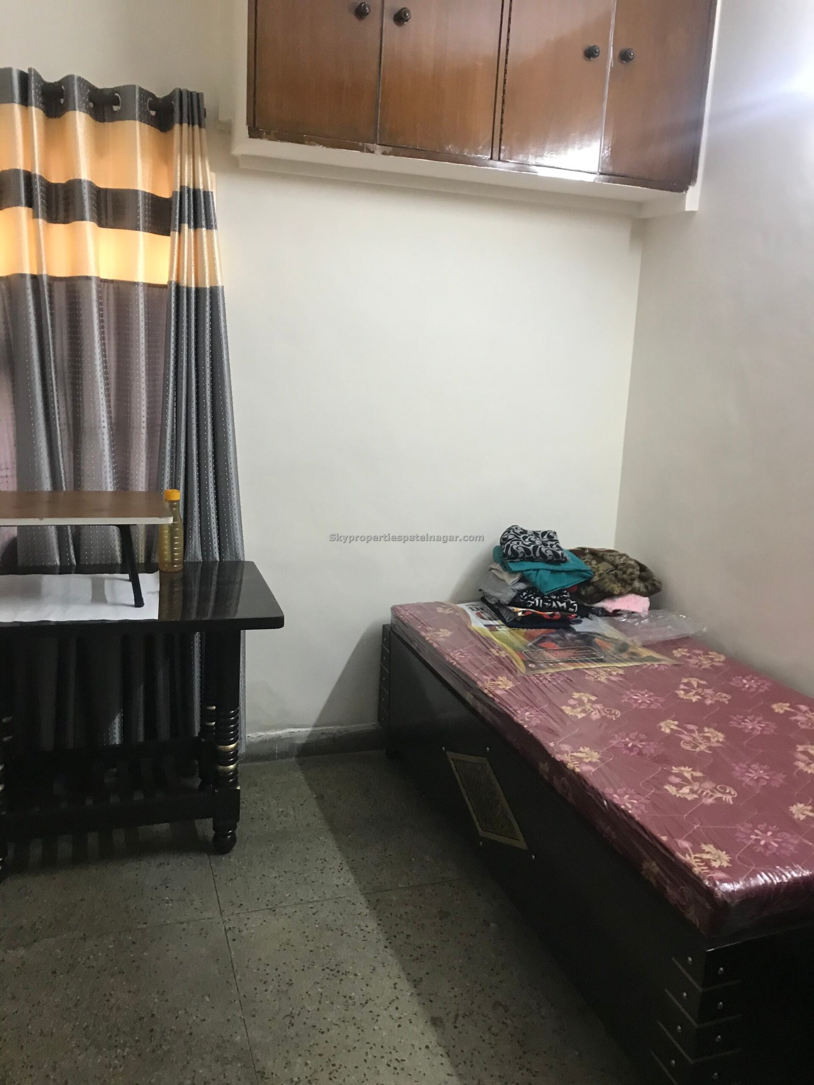 2 Bhk Near Next IAS Delhi