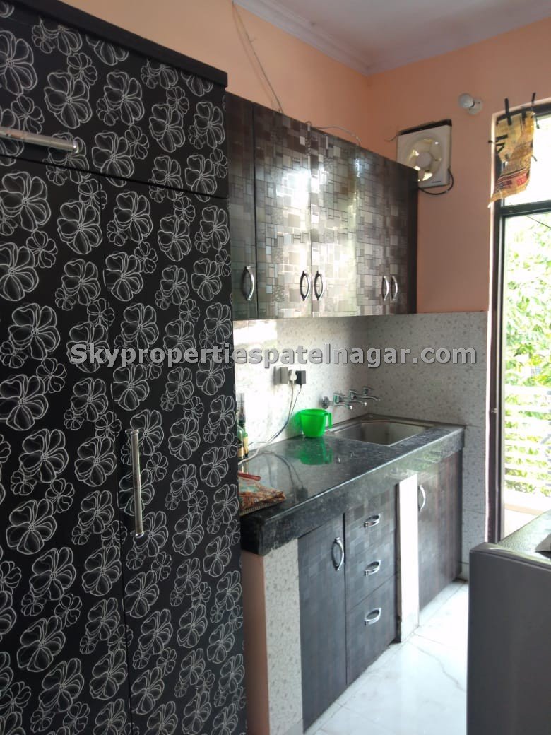 1 Bhk Near SHILPA BHARTI Delhi