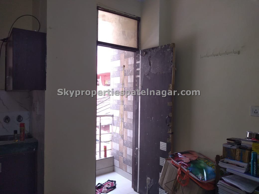 Pg Near Mandir Wali Gali Shadipur Delhi