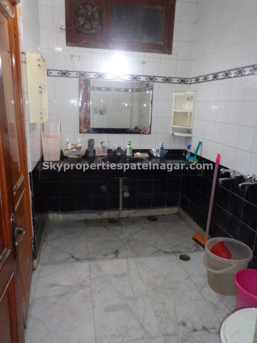 1 Rk Near Gangaram Hospital Delhi