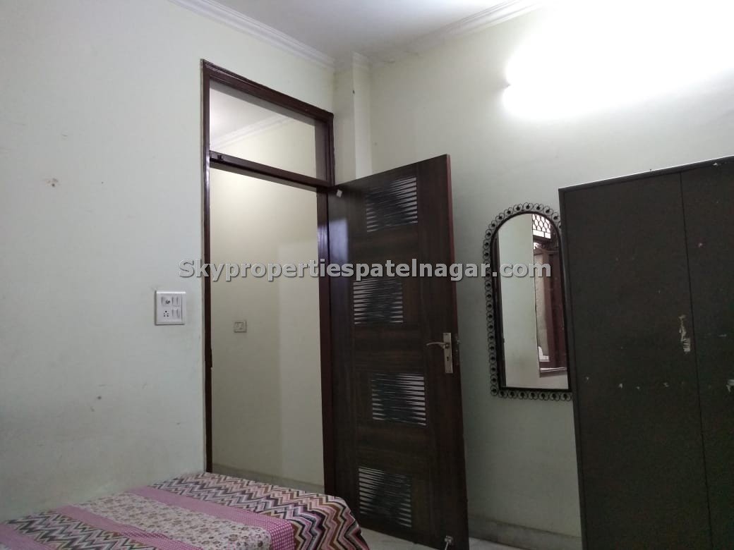 Single Room Near Yojna IAS Delhi
