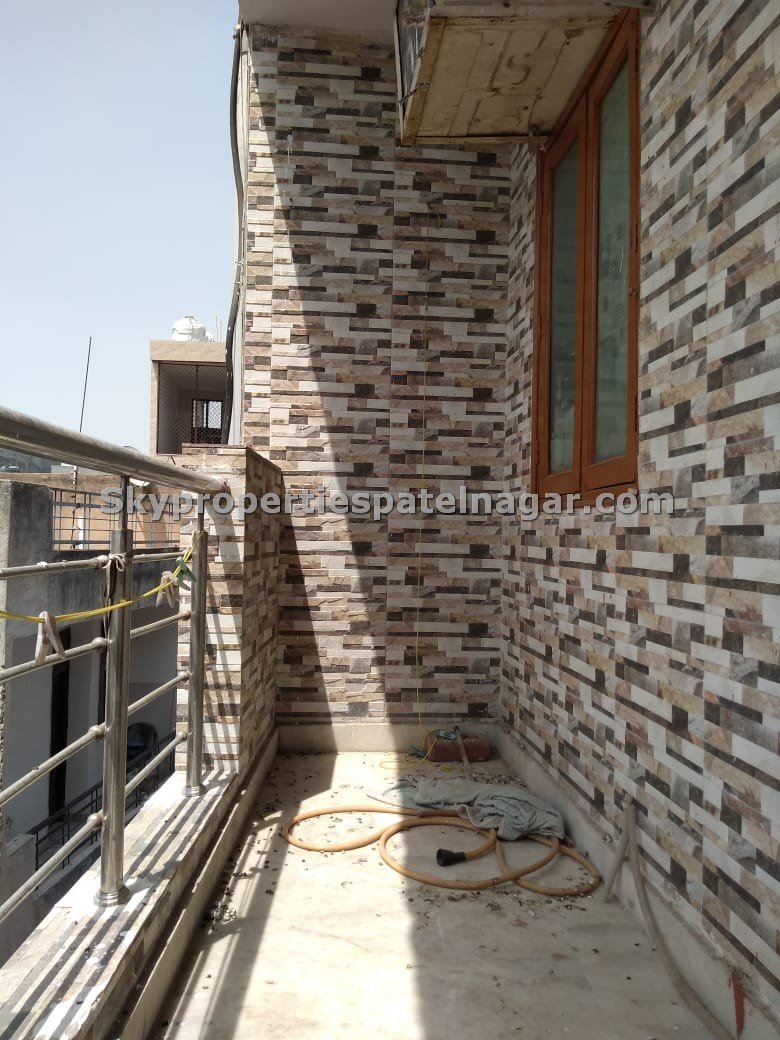 2 Bhk Near Janki Devi Memorial College Delhi