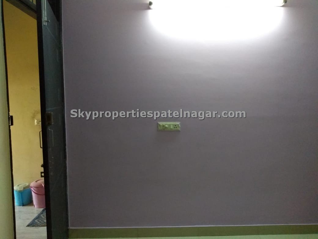 2 Bhk Near Himanshu Art Institute Delhi