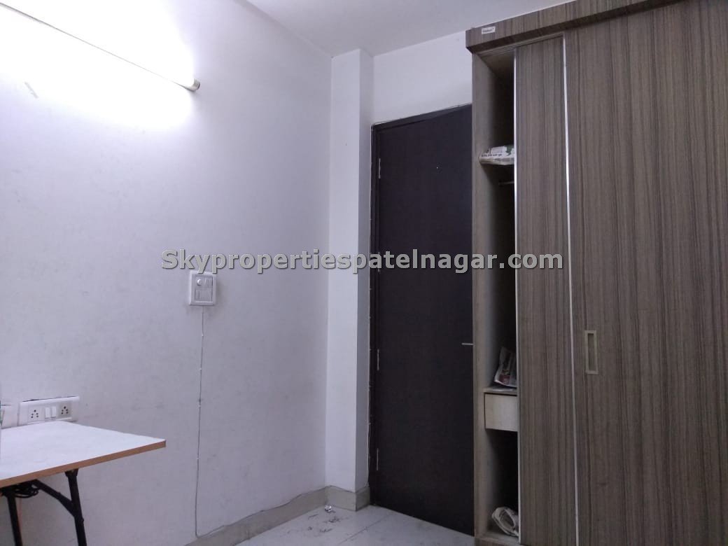 1 Rk In Hanuman Chowk Delhi