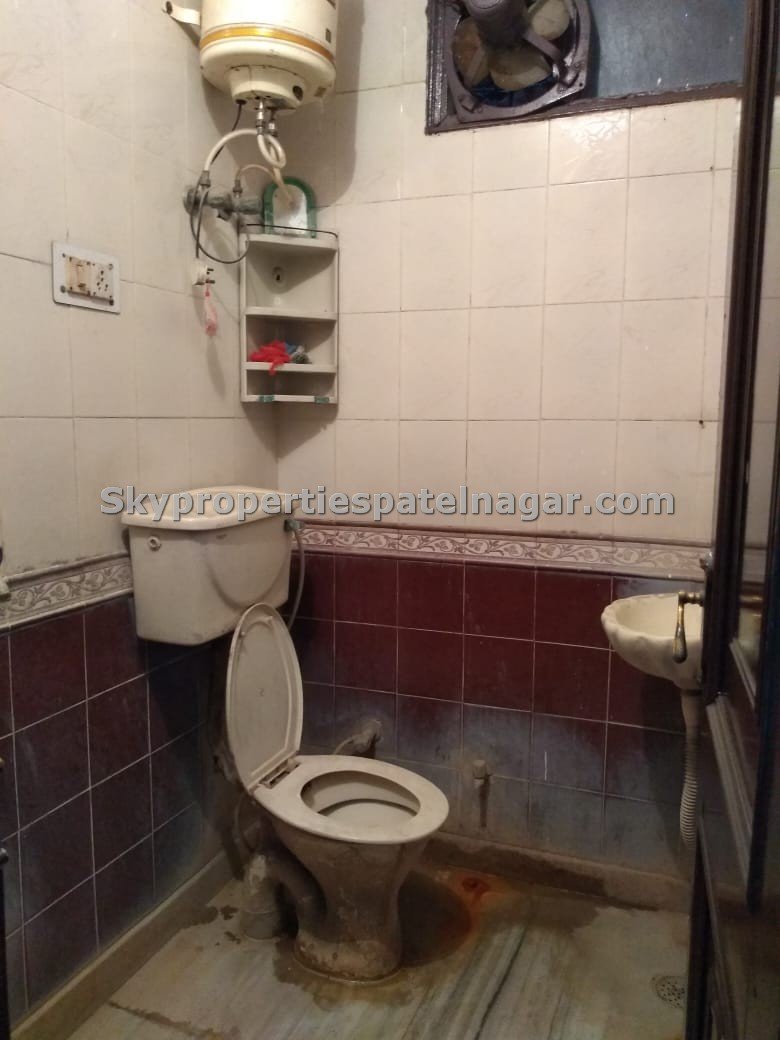 1 Bhk Near Wadhwa College Delhi