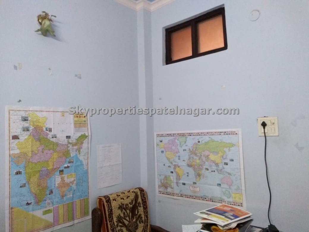 Pg Near Wadhwa College Delhi