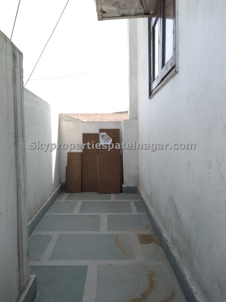 Pg In Shiv Chowk Delhi