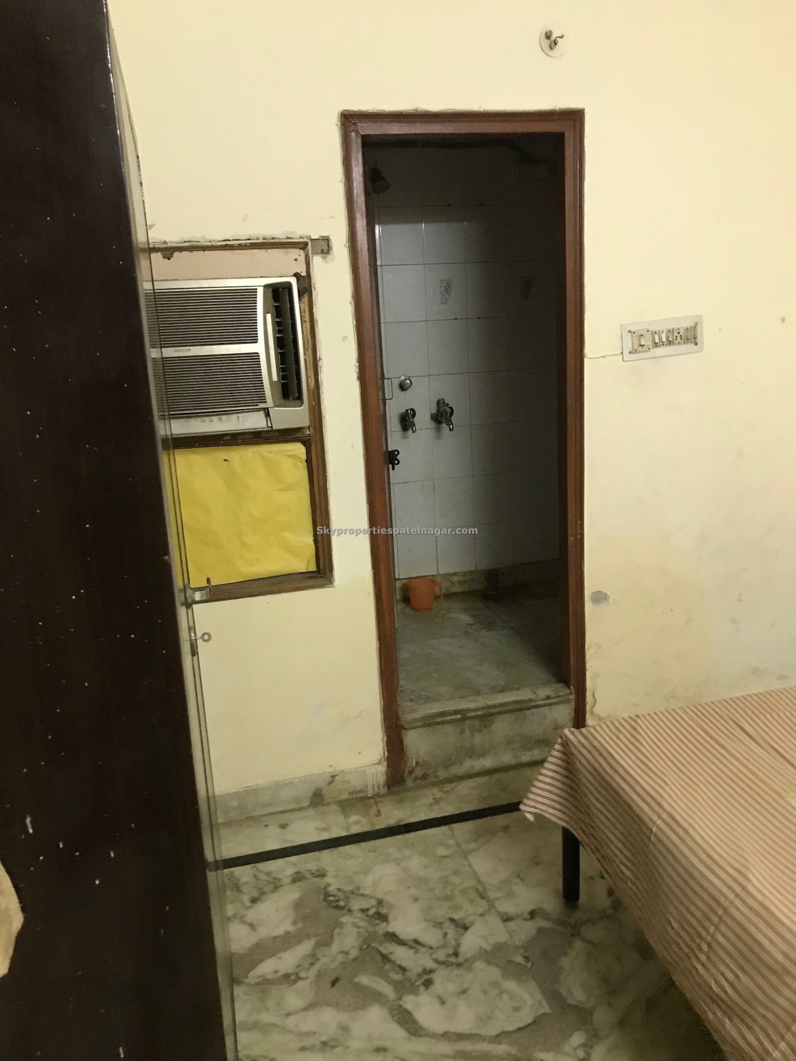 Single Room Near Chahal IAS Academy Delhi
