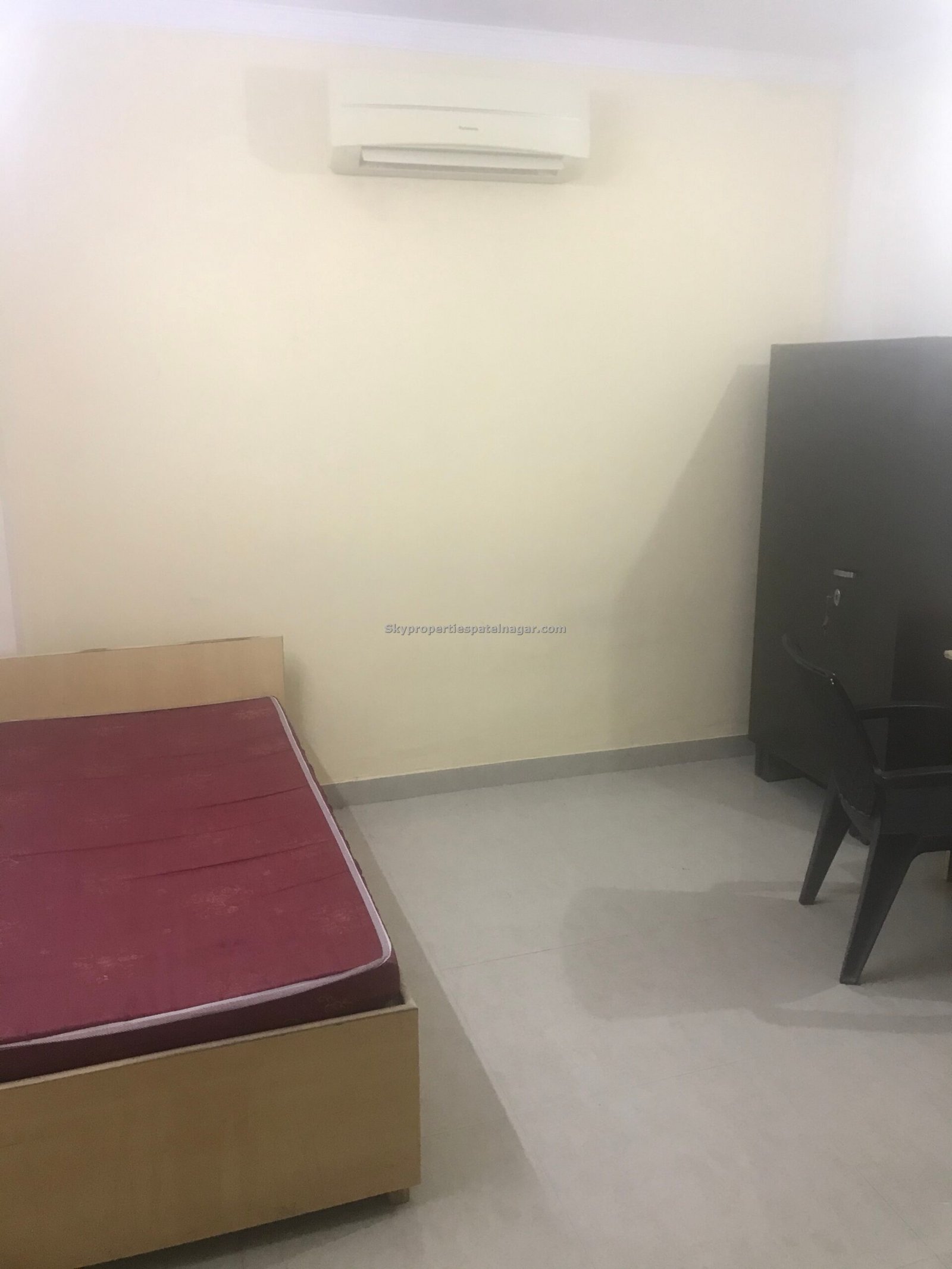 1 Rk Flat In Rajendra Nagar Delhi