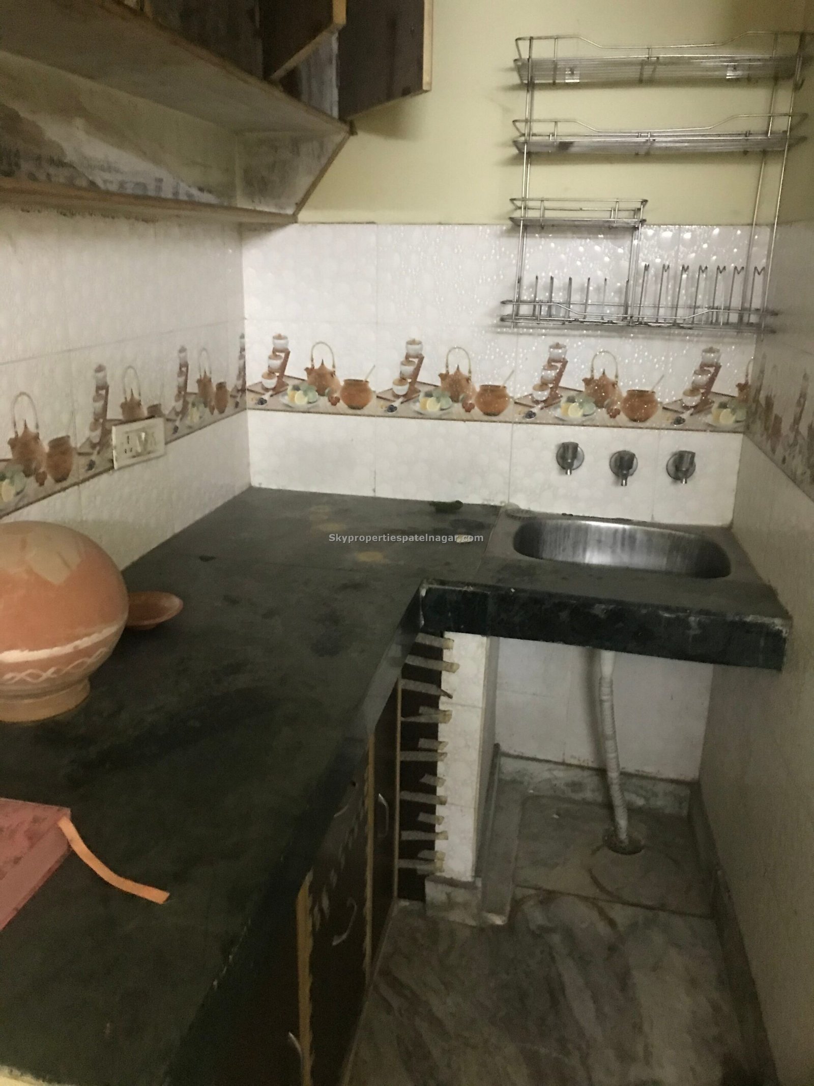 Pg Flat In Karol Bagh Delhi