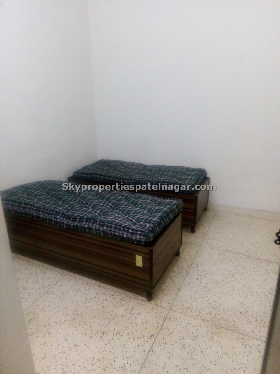 Single Room Near Chanakya IAS Delhi