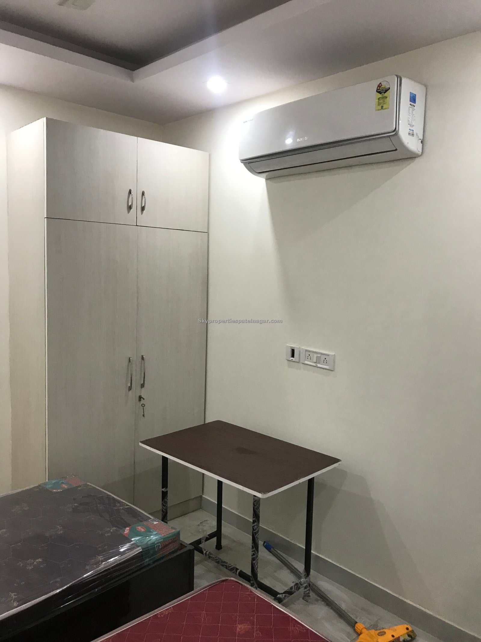 1 Bhk Near Kalindi College Delhi
