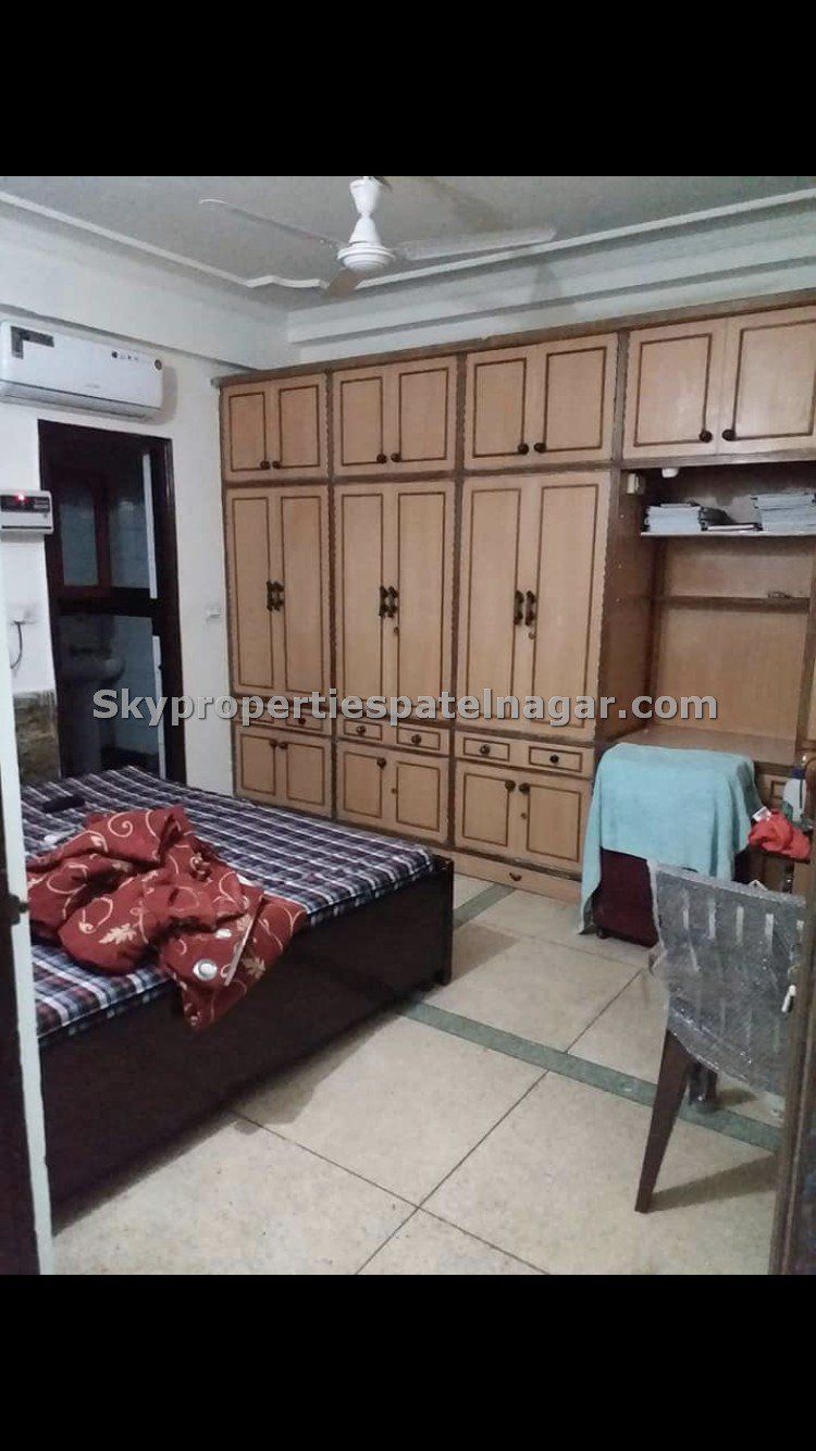 2 Bhk Near Wadhwa College Delhi