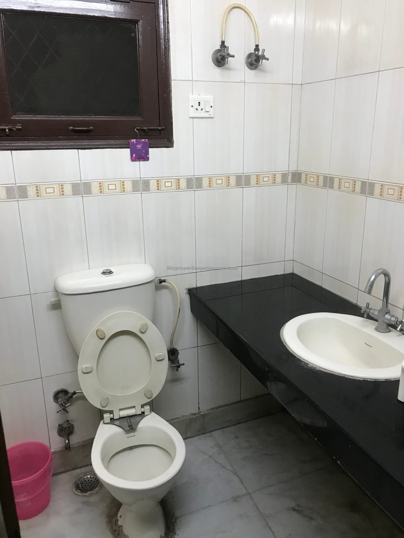 2 Bhk In OLD RaJender Nagar Delhi