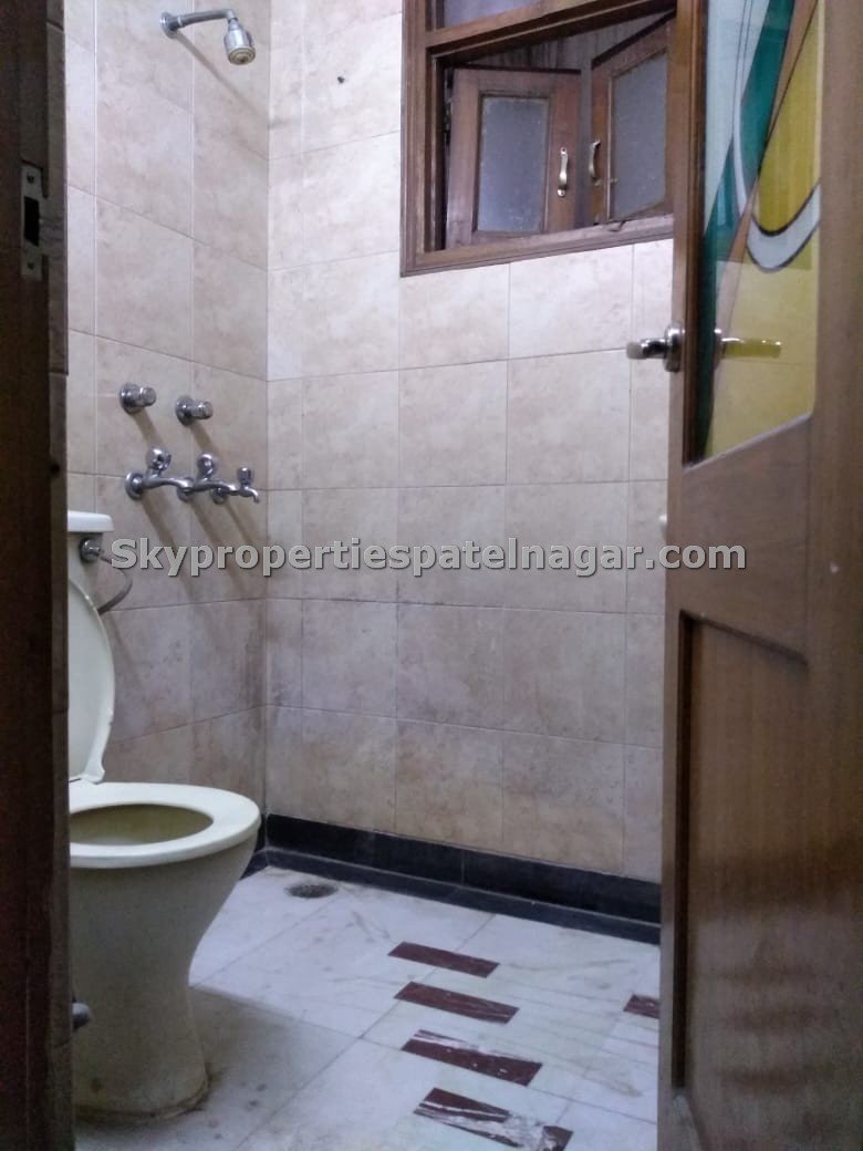 2 Bhk Near Karol Bagh Metro Station Delhi