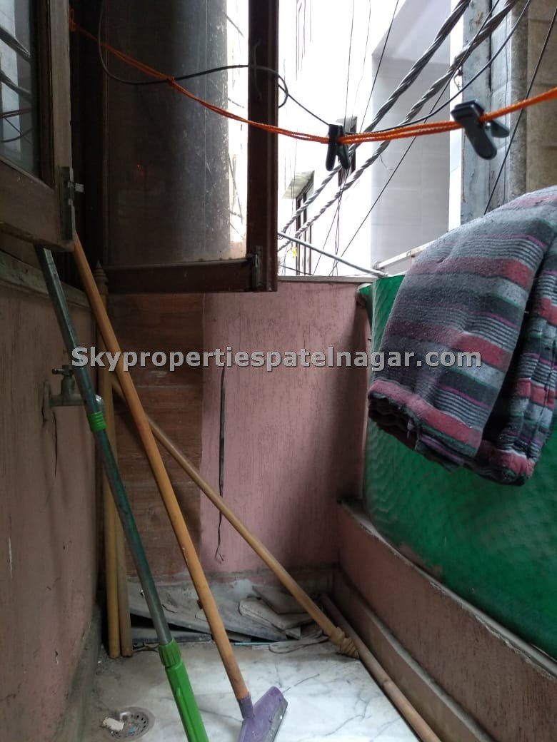 Pg In Joshi Road karol Bagh Delhi