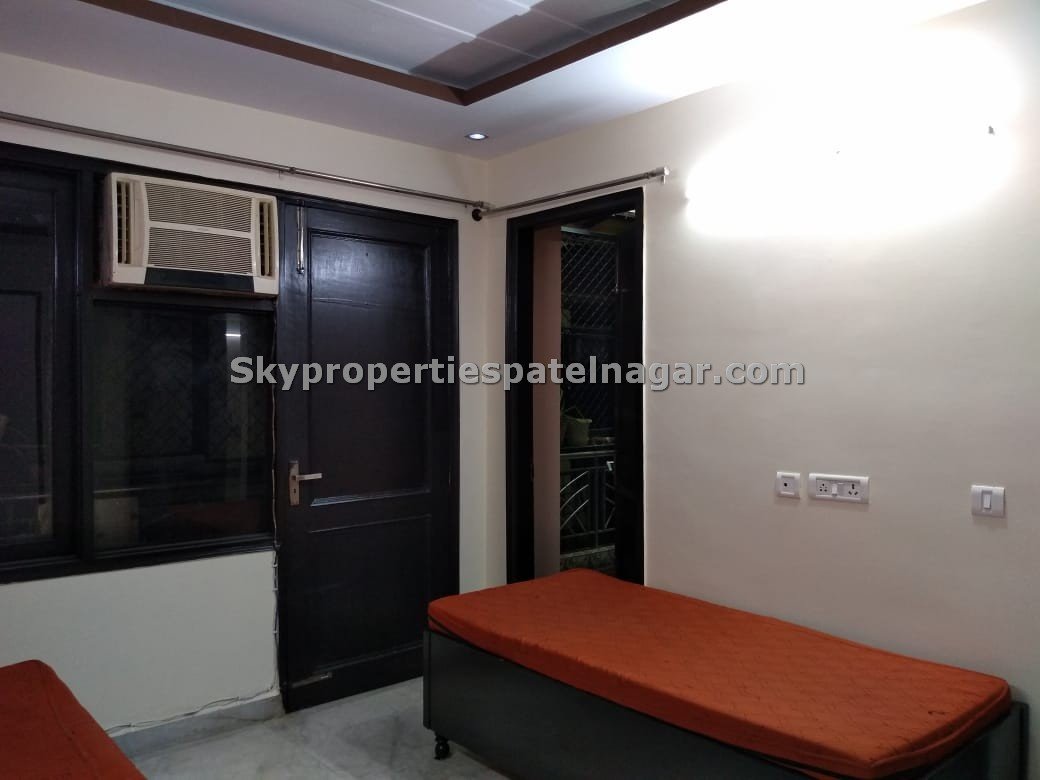 Single Room Near Wadhwa College Delhi