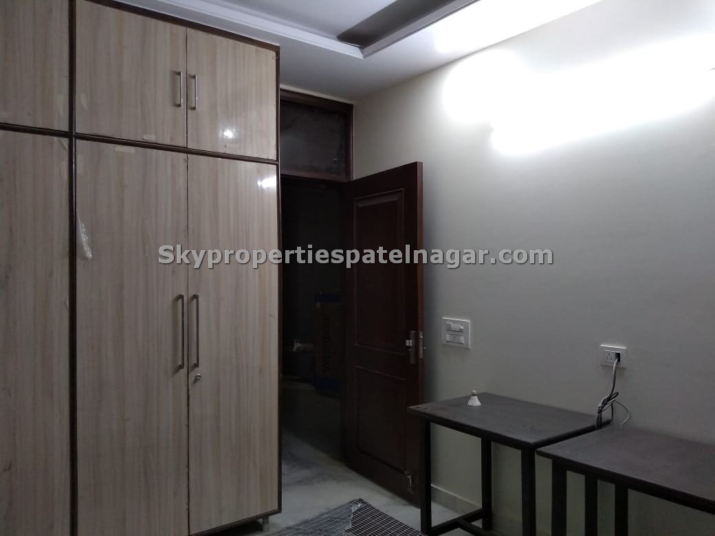 Single Room Near Wadhwa College Delhi