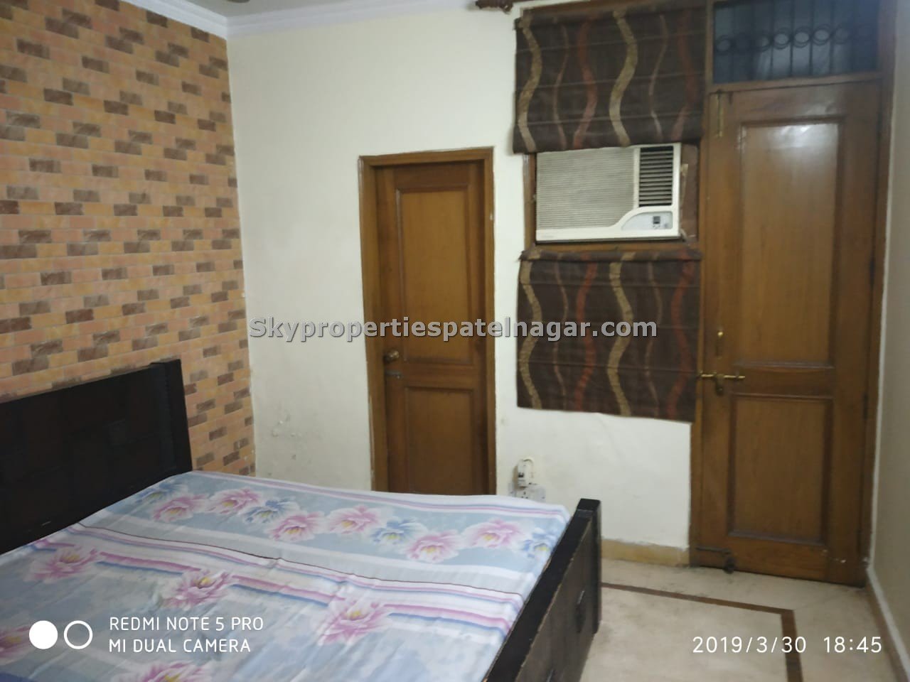 Single Room Near Vidya Institute Delhi