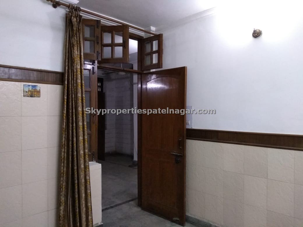 Single Room In Patel Nagar Delhi