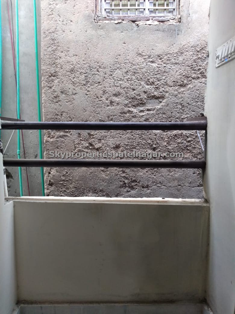 Single Room In Patel Nagar Delhi