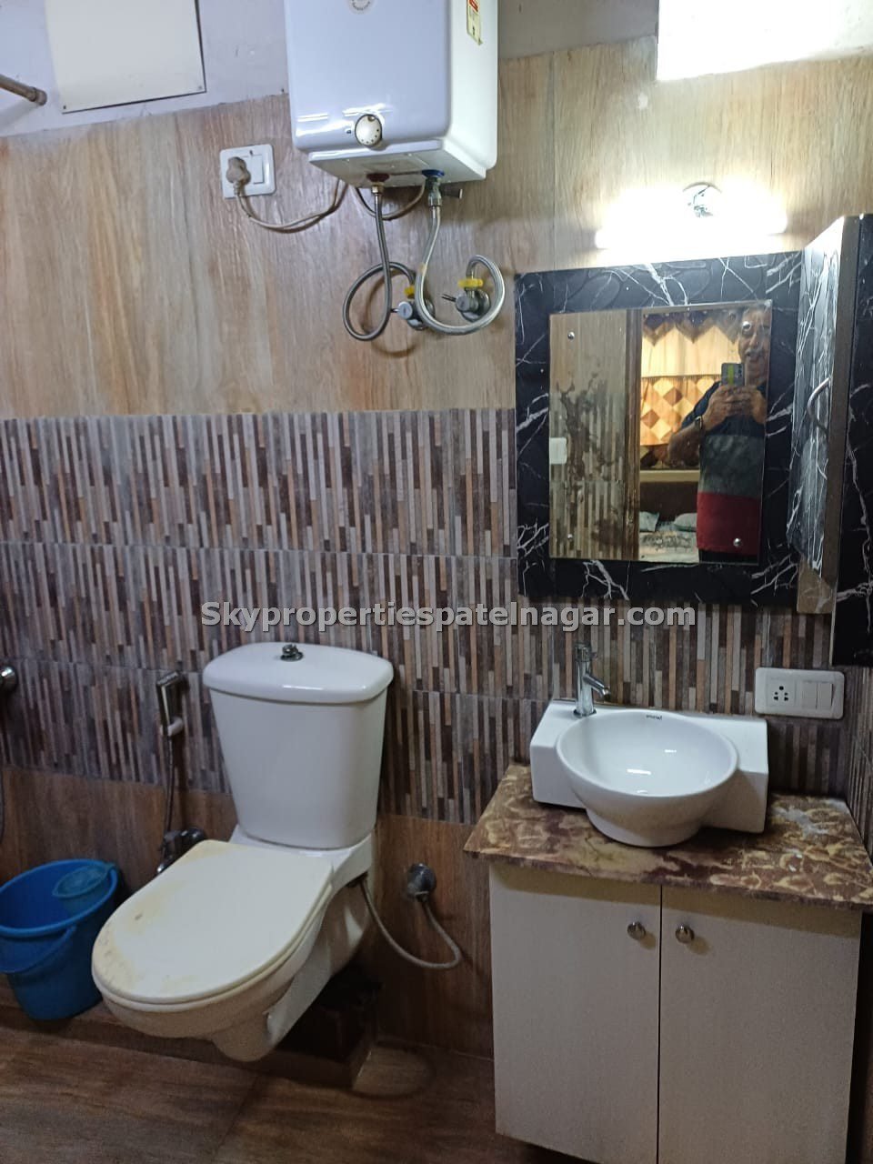 1 Rk Apartments For Rent In Karol Bagh Delhi