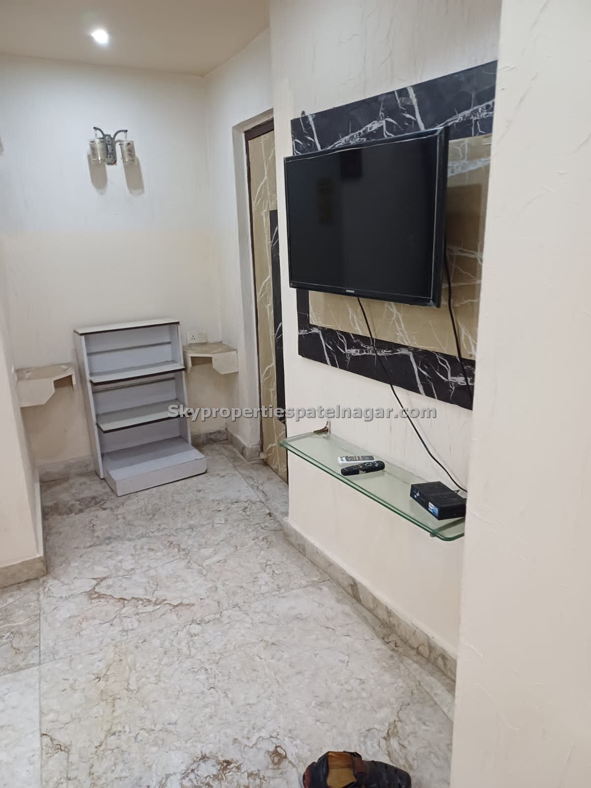 1 Bhk Furnished Near Karol Bagh Delhi