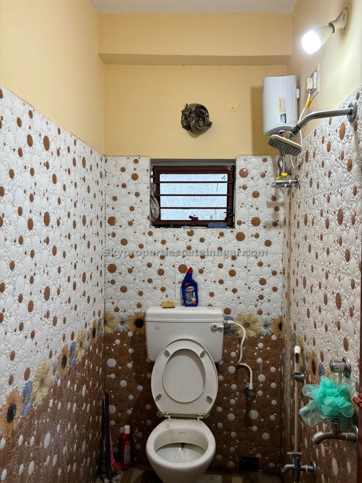 Single Room Furnished Near Karol Bagh Delhi