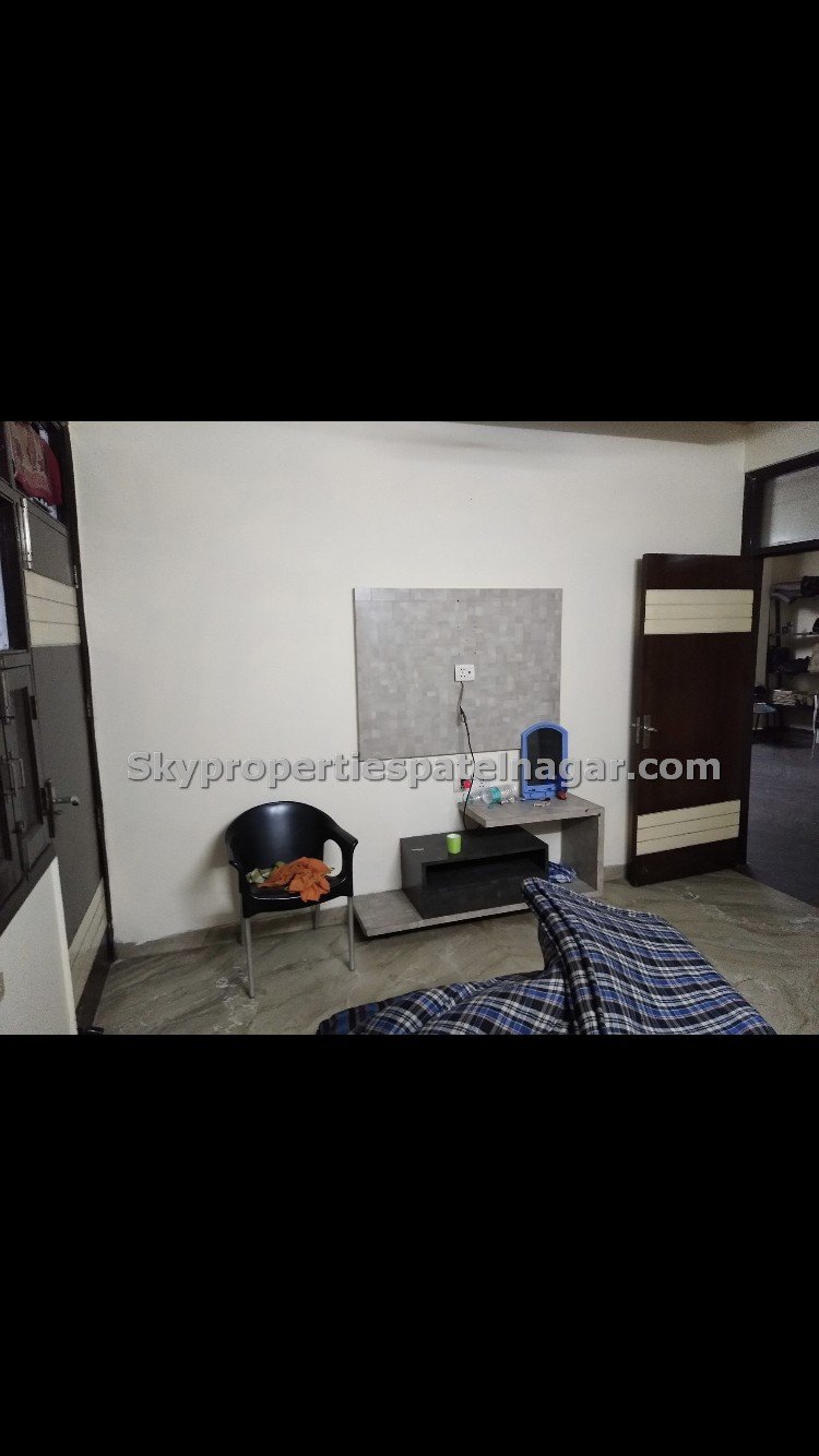 2 BHK Flats for Rent in Ram Manohar Lohia Hospital President's Estate Delhi